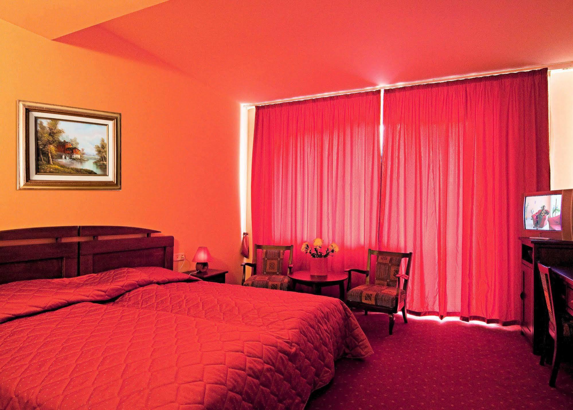 Hotel Floris Cheia  Luaran gambar