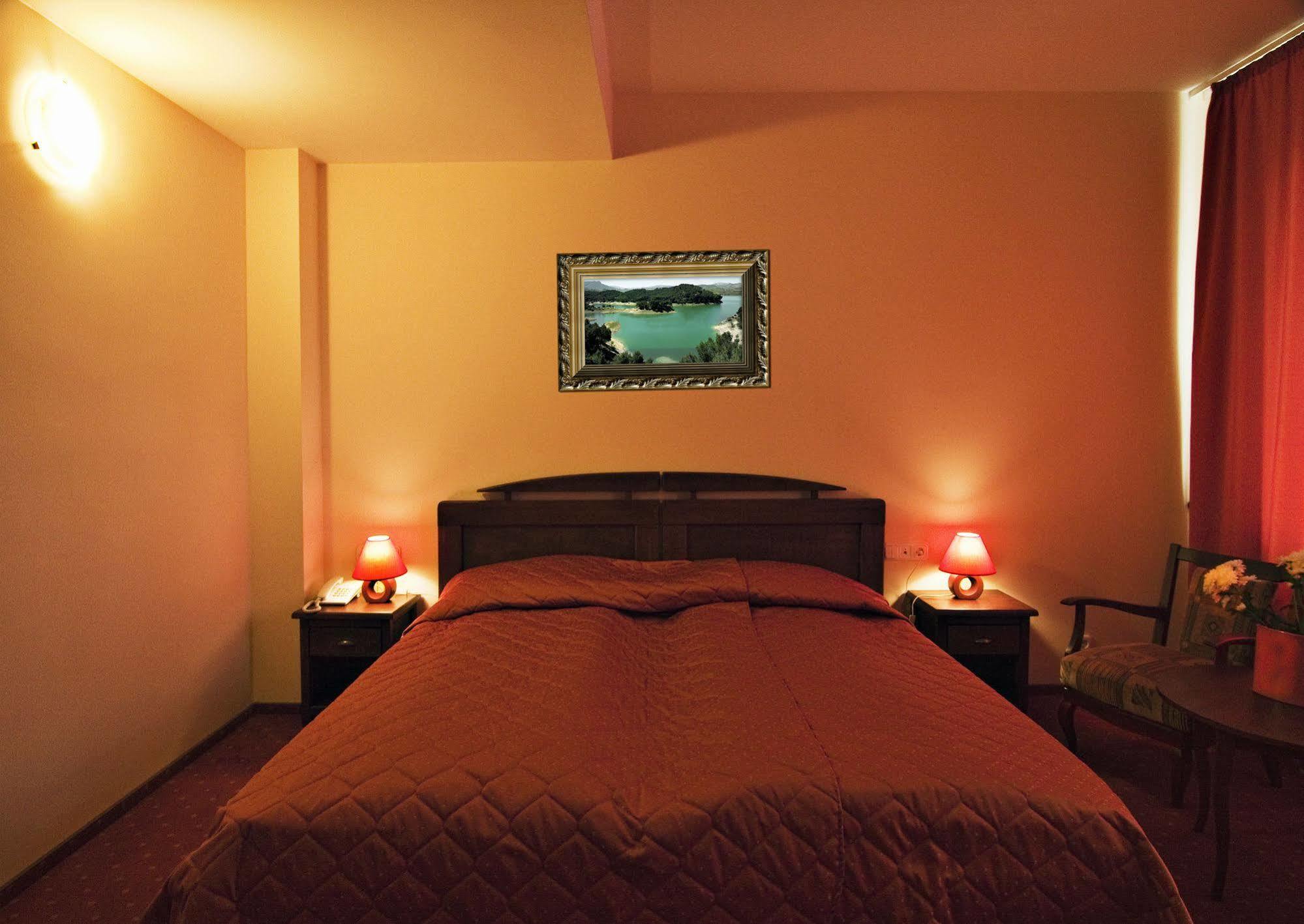 Hotel Floris Cheia  Luaran gambar